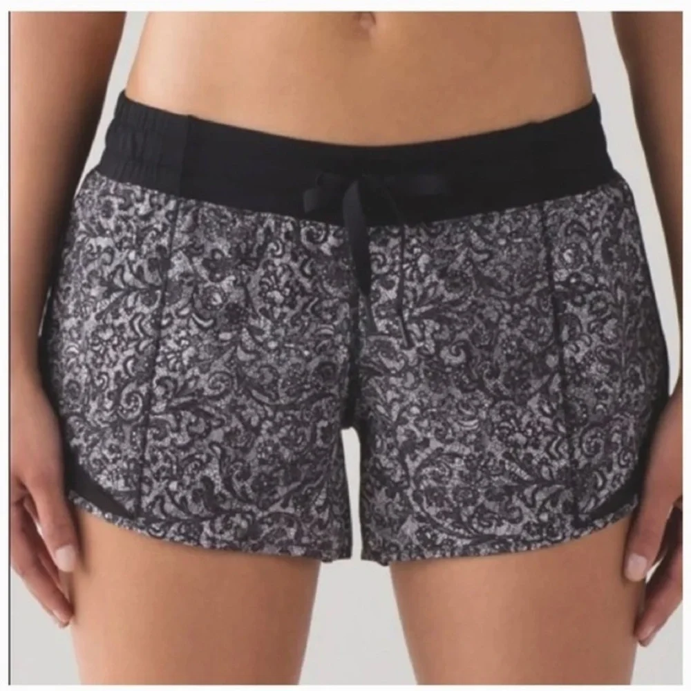 Lululemon Hotty Hot Short (Long 4